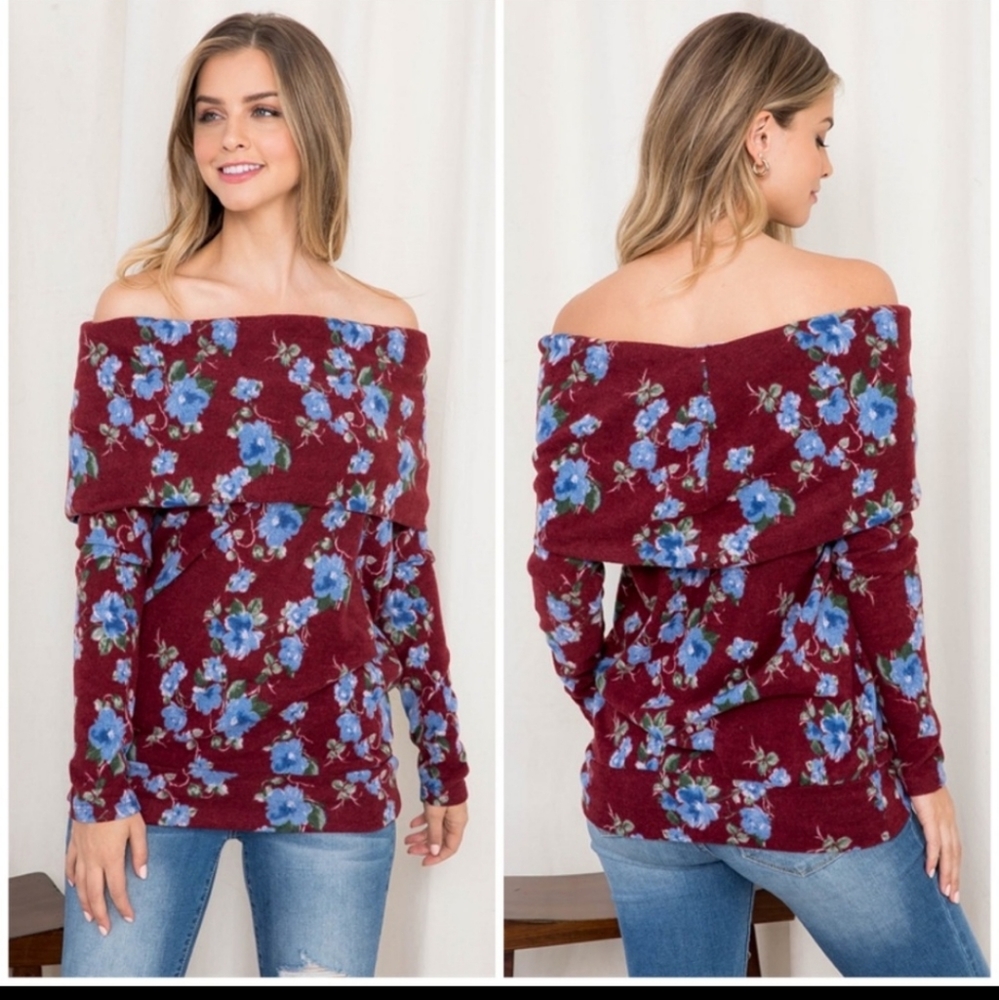 **HOST PICK**Soft Floral Off Shoulders Sweater